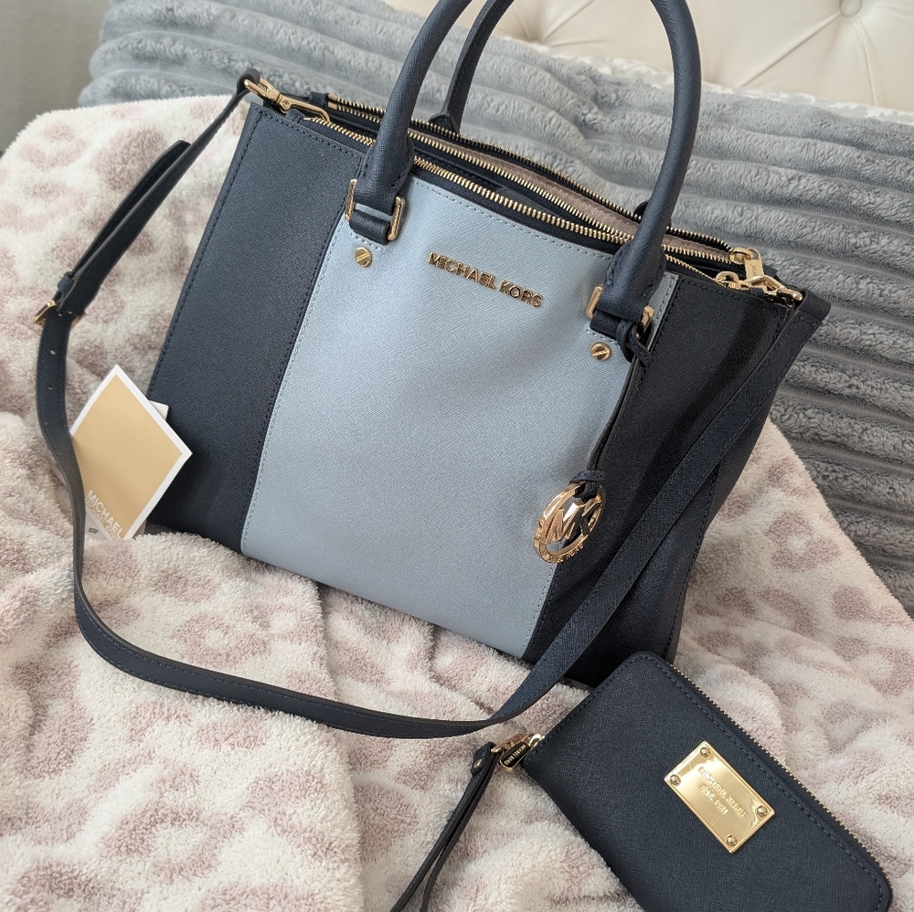 Michael Kors Sutton Ctntr Stripe Navy/Blue, Lg Satchel & Matching Wallet